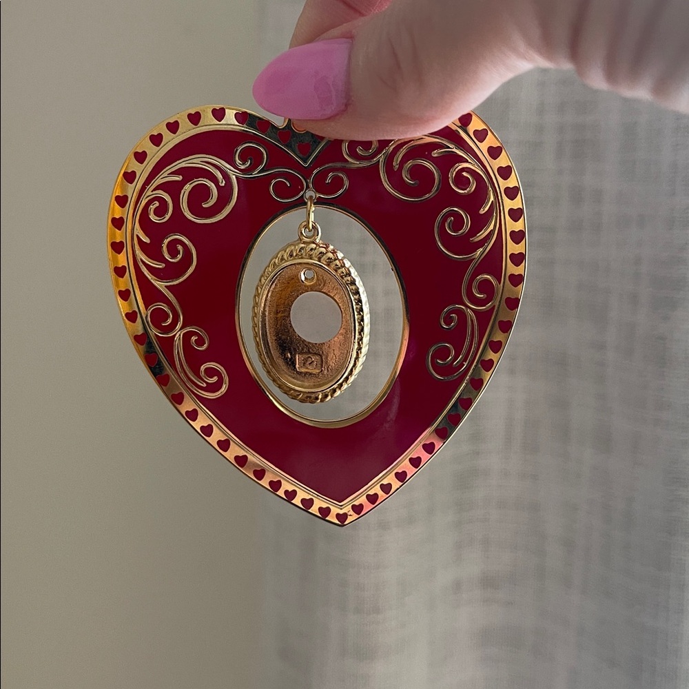 Gloria Duchin heart photo ornament